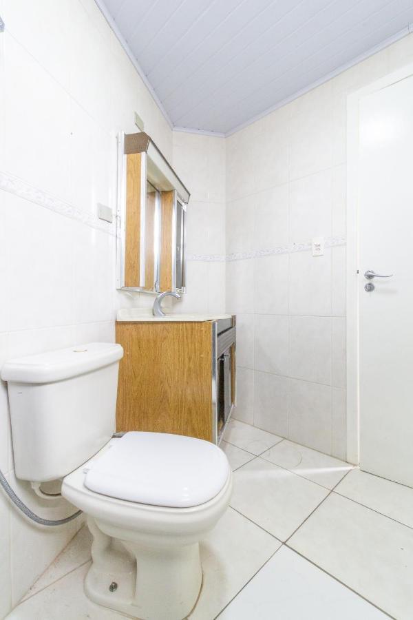 Le Monde Hostel Гуаружа Екстер'єр фото