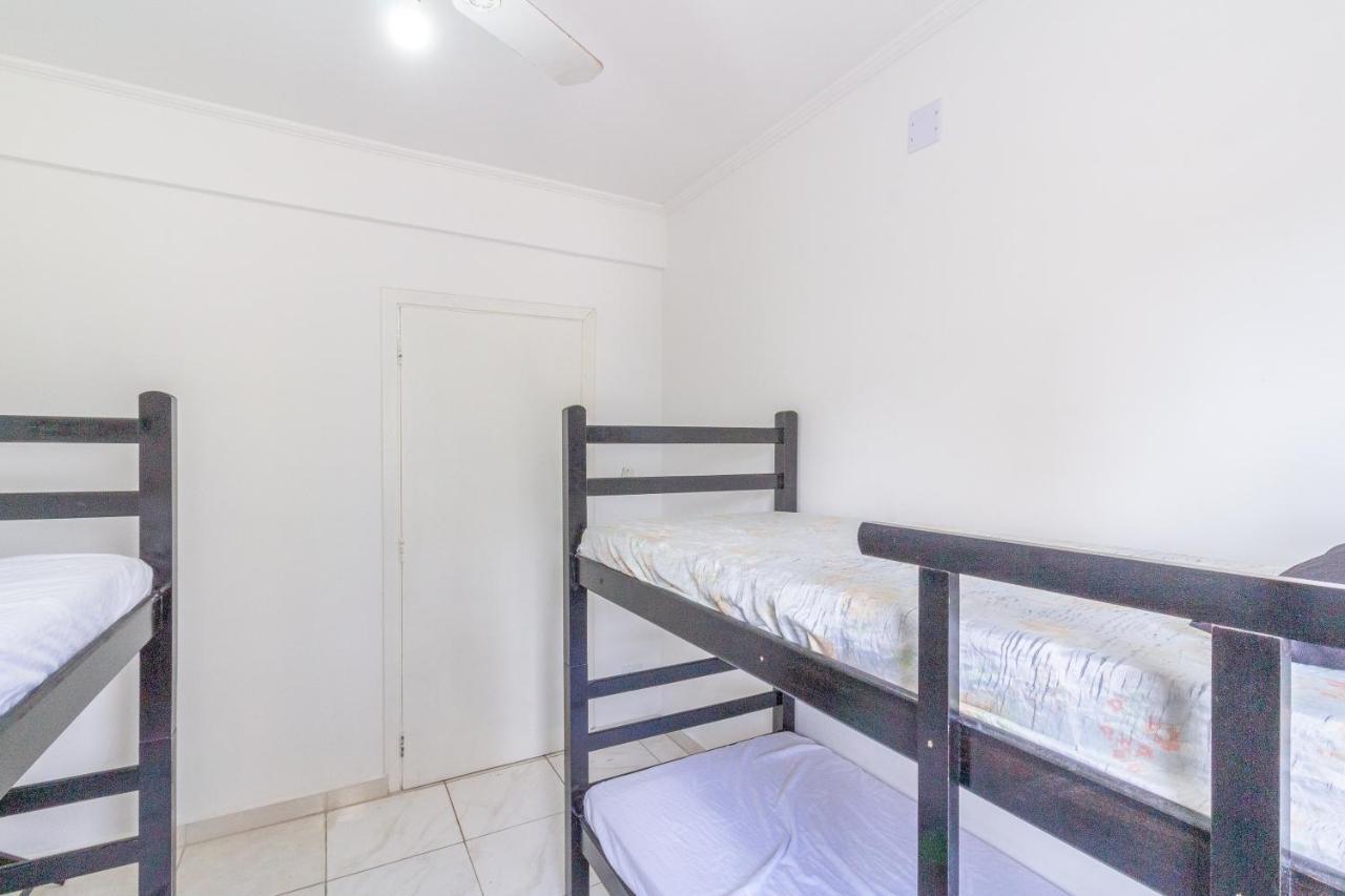 Le Monde Hostel Гуаружа Екстер'єр фото