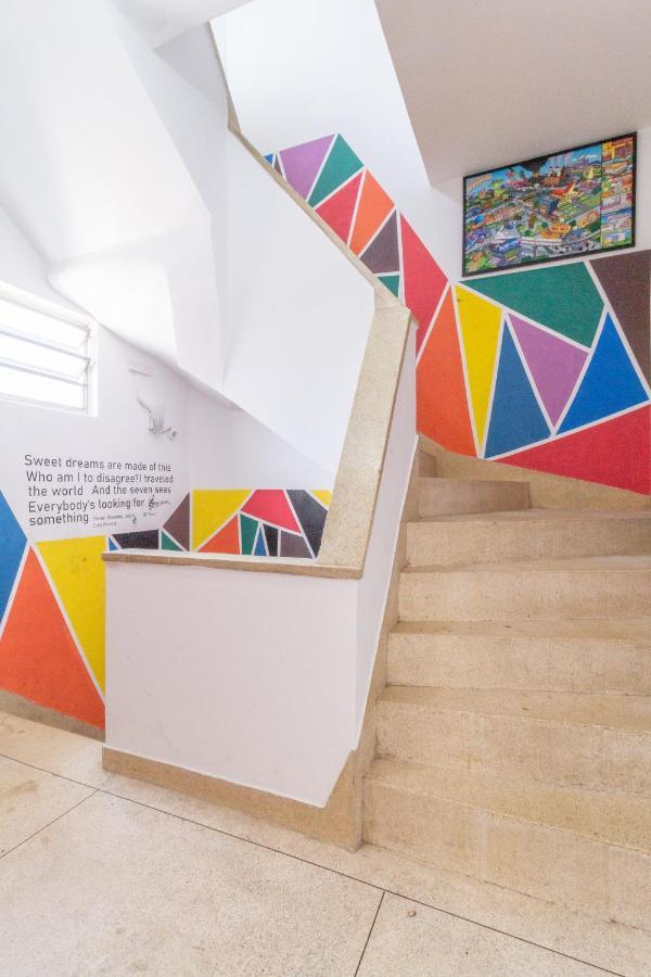 Le Monde Hostel Гуаружа Екстер'єр фото